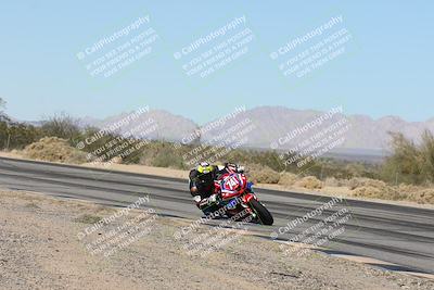 media/Dec-07-2025-CVMA (Sun) [[3e7d2de5dc]]/Race 6-The Shootout/